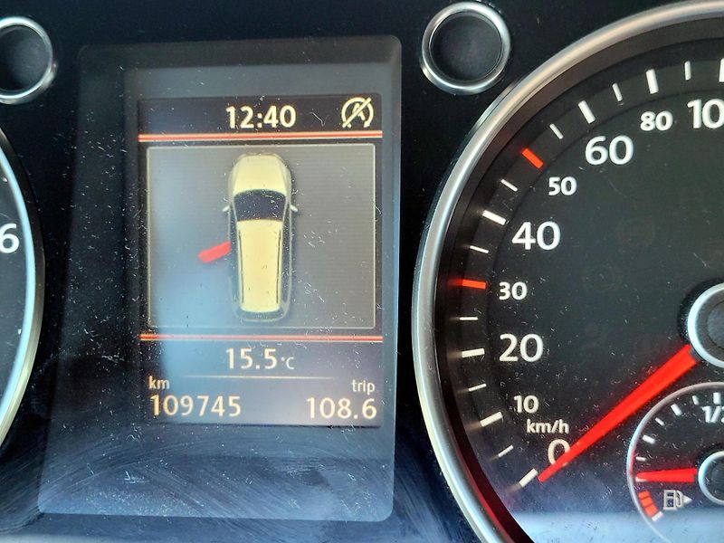 Volkswagen Passat TSi HIGHLINE,málo najeto  - fotka 47 z 51