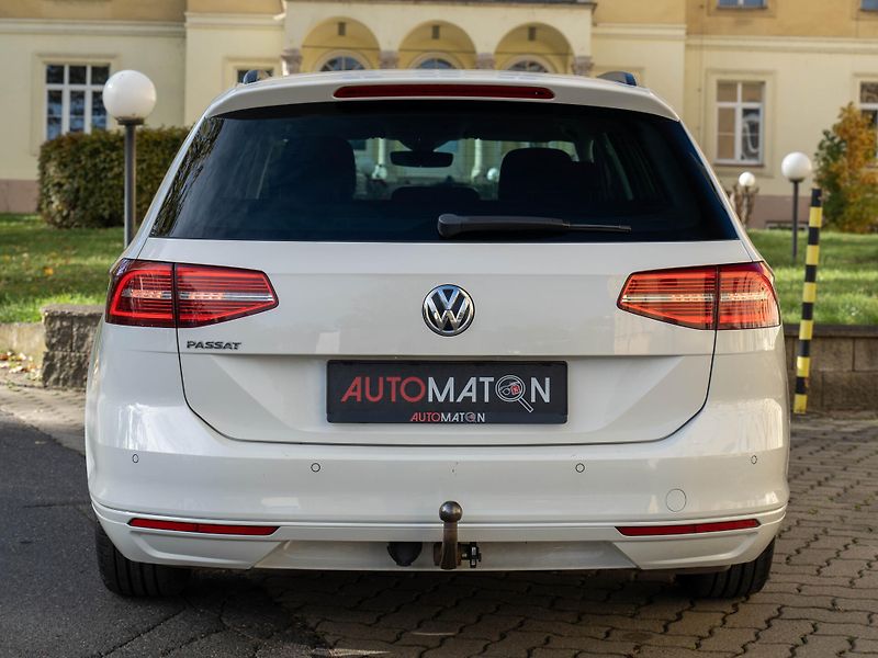Volkswagen Passat 1.4 TSI DSG Kamera Cockpit Taž - fotka 7 z 38