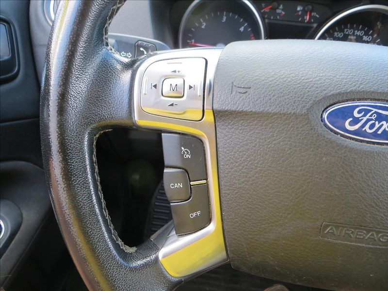 Ford Mondeo 1,8 TDCi 92kW Trend - fotka 15 z 19
