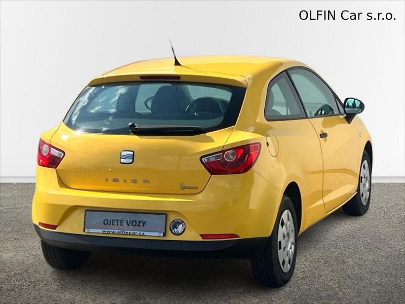 Seat Ibiza 1,2 i 12V 3dvéřová - fotka 2 z 23