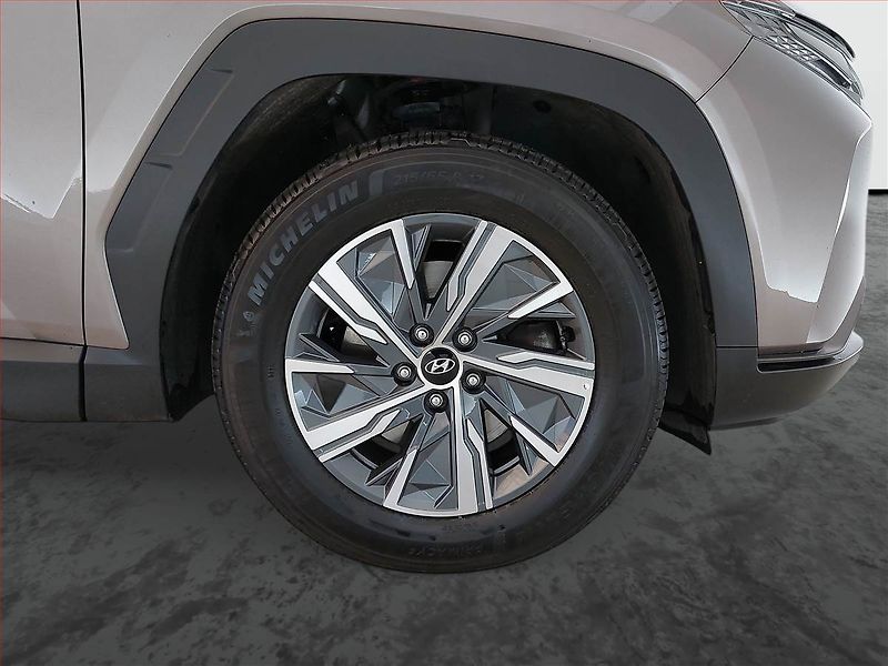 Hyundai Tucson (2022) Smart 1.6 T-GDI - fotka 13 z 16