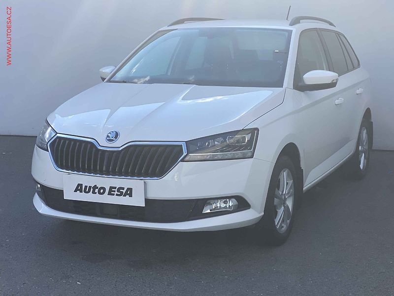 Škoda Fabia (2022) 1.0 TSi, 1.maj,ČR, Ambition - fotka 3 z 18
