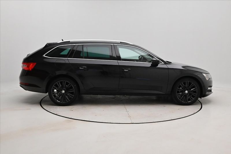Škoda Superb 2,0 TDI 110kW Style DSG Záruka - fotka 4 z 31