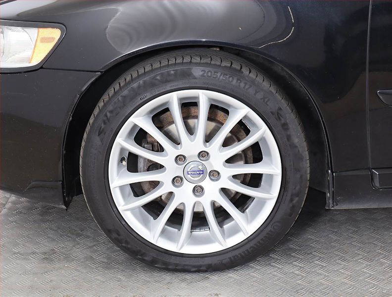 Volvo V50 (2011) D2, Tempomat, Park. senzory - fotka 14 z 16