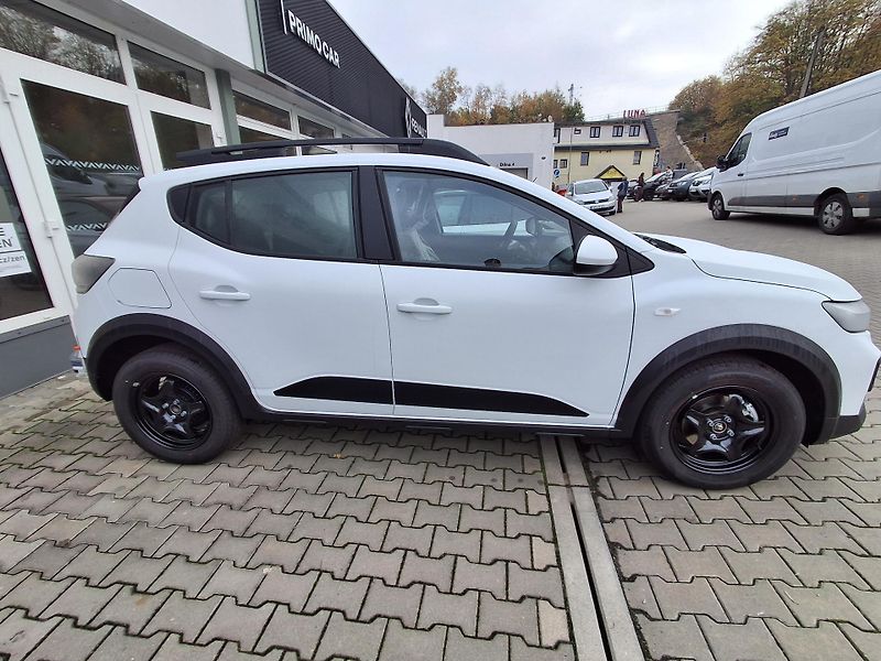 Dacia Sandero (2026) Stepway Expression Eco-G 120 - fotka 4 z 33