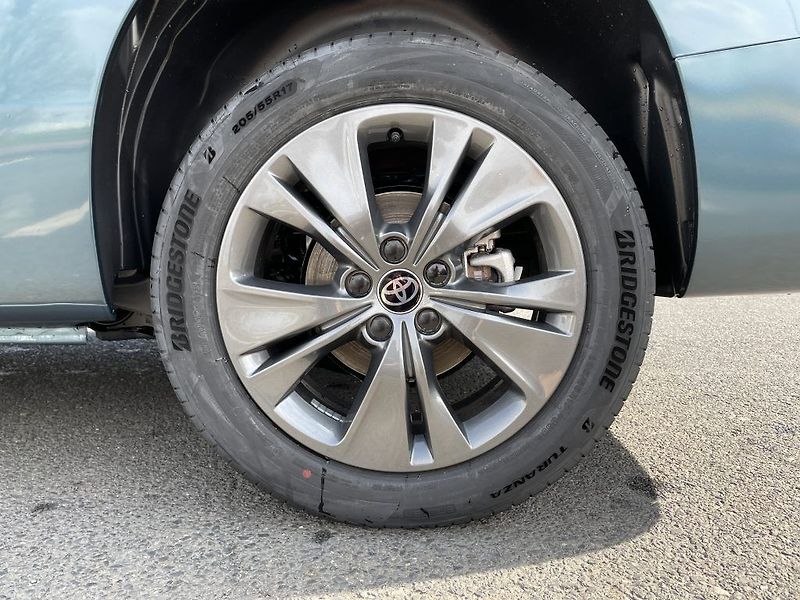 Toyota ProAce City Verso 1.5D 130k Family ODBĚR 11/2026 - fotka 11 z 30