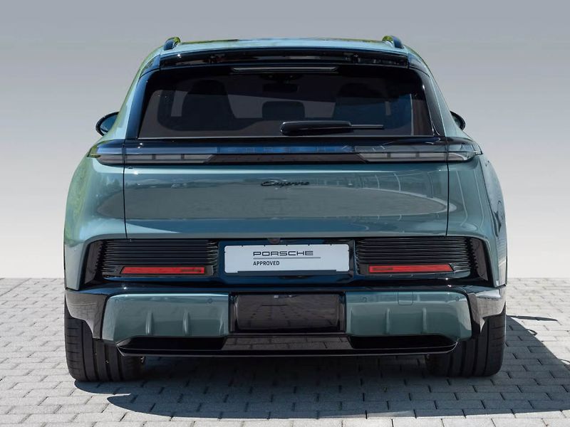 Porsche Cayenne Electric Pano HuD Venti HD-Mat - fotka 5 z 23