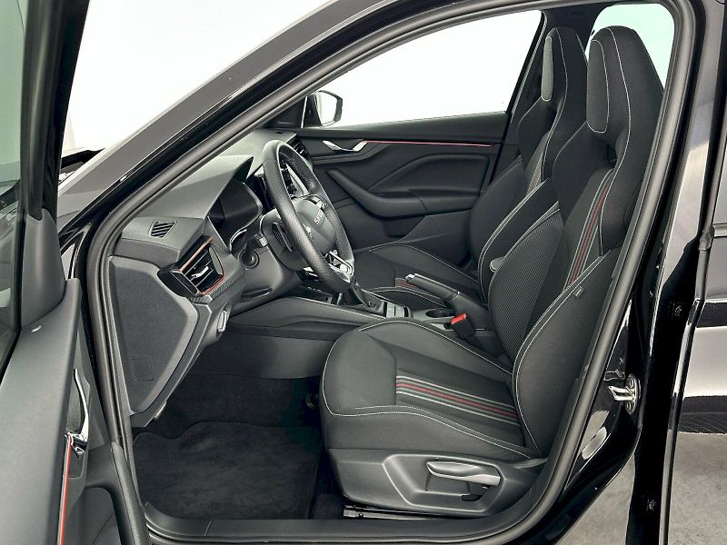 Škoda Kamiq (2025) DSG 1.0TSI 85kW Monte Carlo - fotka 7 z 32