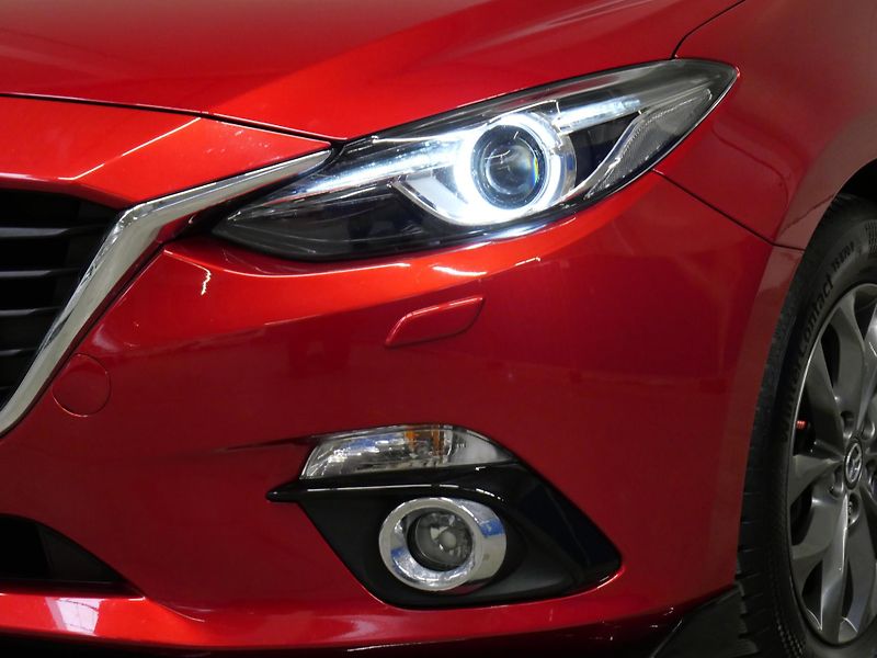 Mazda 3 - fotka 9 z 25