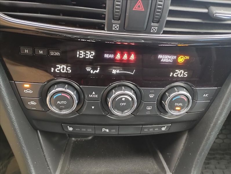 Mazda 6 2,2 110KW Skyactiv-D - fotka 17 z 18
