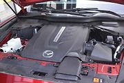 Motory poskytují přes tři stovky koní