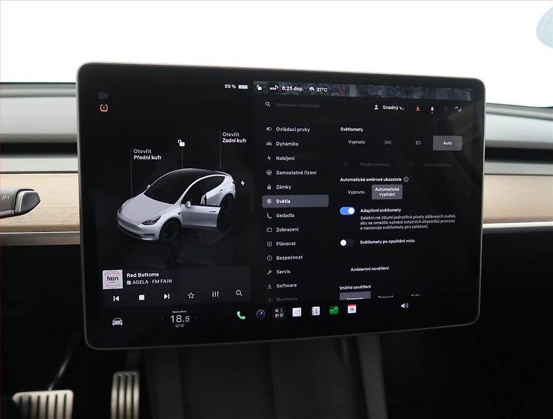 Tesla Model Y (2023) Performance 79kWh, SoH 93% - fotka 23 z 33