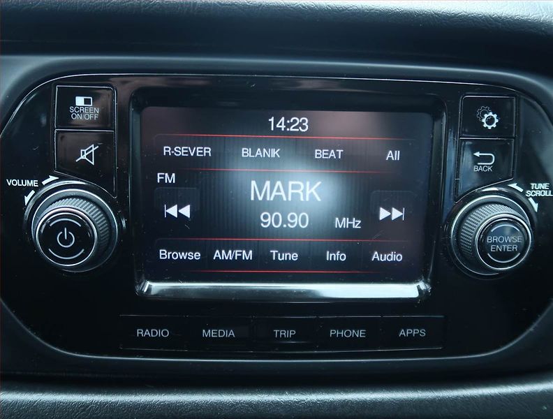 Fiat Tipo (2016) 1.6 16V, Automat, Tempomat - fotka 12 z 14