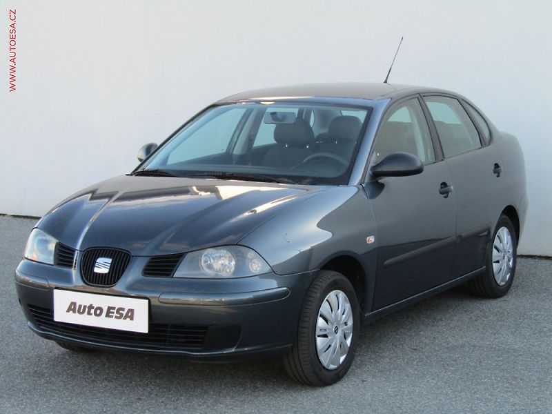 Seat Cordoba (2008) 1.4i - fotka 3 z 3