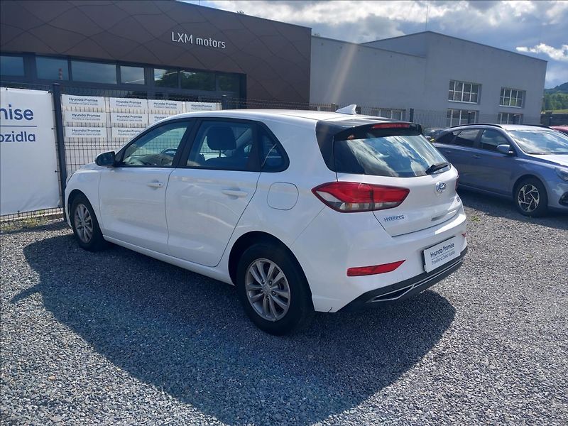 Hyundai i30 1,0 T-GDI COMFORT DCT - fotka 6 z 20