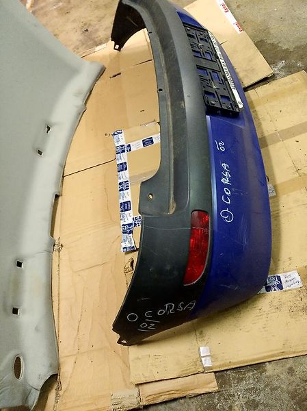 Opel Corsa C - zadní nárazník 2000 - 2006 - fotka 2 z 3