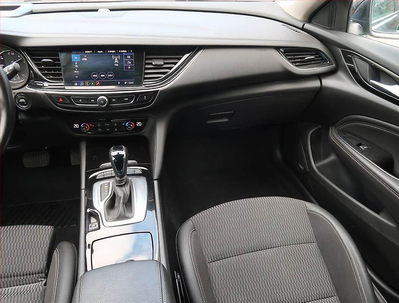 Opel Insignia (2018) 2.0 CDTI, Automat, Kůže, Navi - fotka 8 z 14