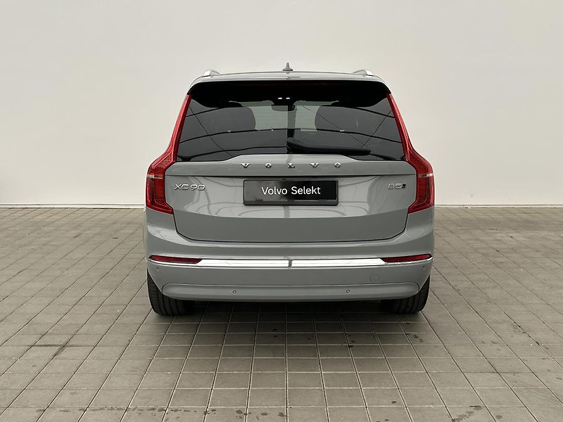 Volvo XC90 2.0  B5 4x4 Plus - fotka 5 z 29