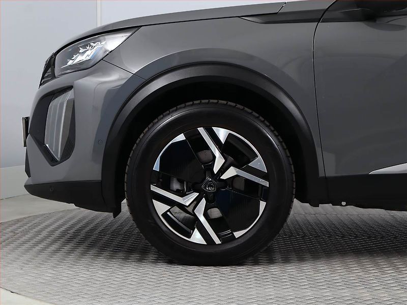 Peugeot 2008 (2024) 1.2 PureTech - fotka 13 z 19