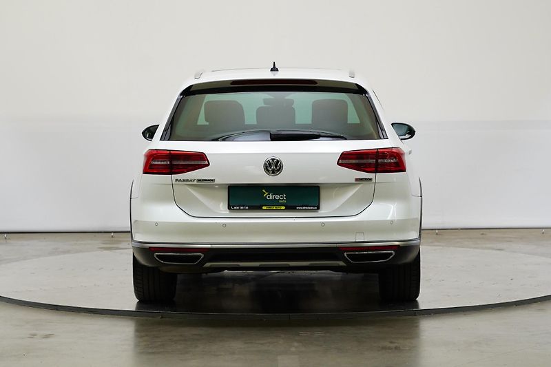 Volkswagen Passat - fotka 6 z 26