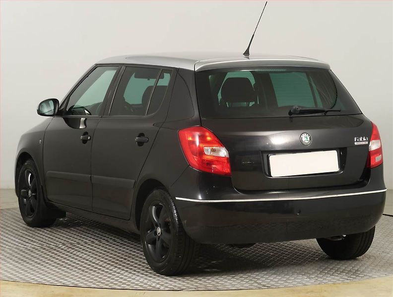 Škoda Fabia (2010) Sport 1.2 TSI, po STK - fotka 4 z 15