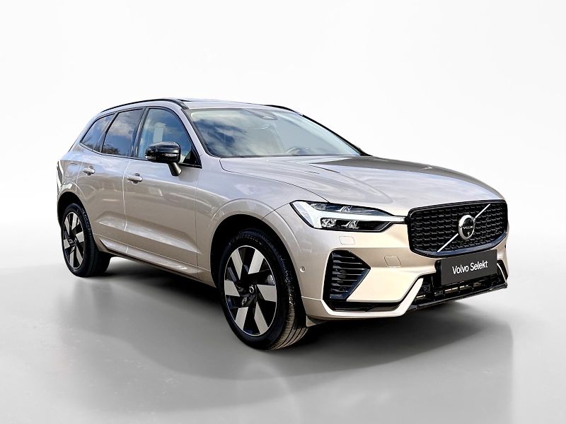 Volvo XC60 T8 AWD RECH.*ULTRA DARK + kola - fotka 10 z 62