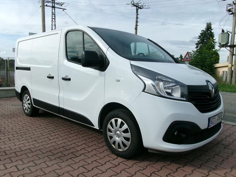 Renault Trafic (2017) 1,6dCi KLIMA TAŽNÉ 1.MAJ - fotka 8 z 26