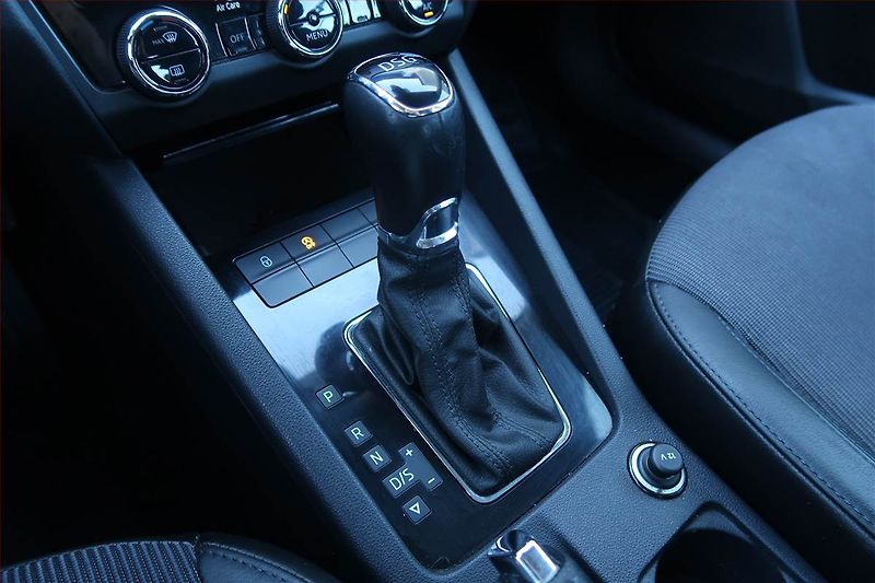Škoda Octavia (2018) 2.0 TSI, Automat, Kůže, Navi - fotka 13 z 25