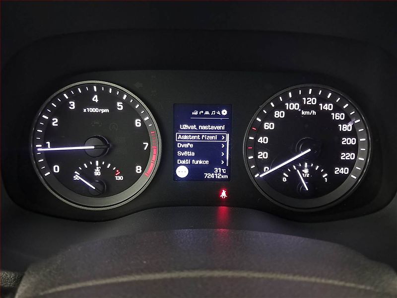 Hyundai Tucson (2017) Trikolor 1.6 T-GDI, ČR,1.maj - fotka 11 z 21
