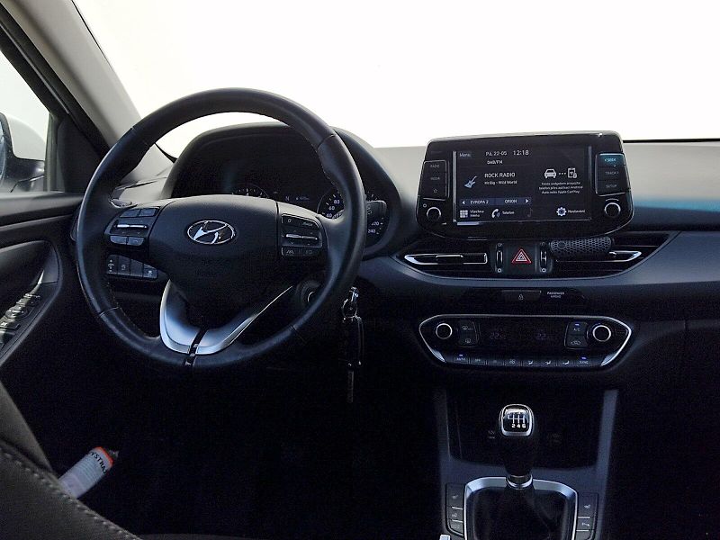 Hyundai i30 (2024) CW 1,5 T-GDI 117 kw - fotka 6 z 35