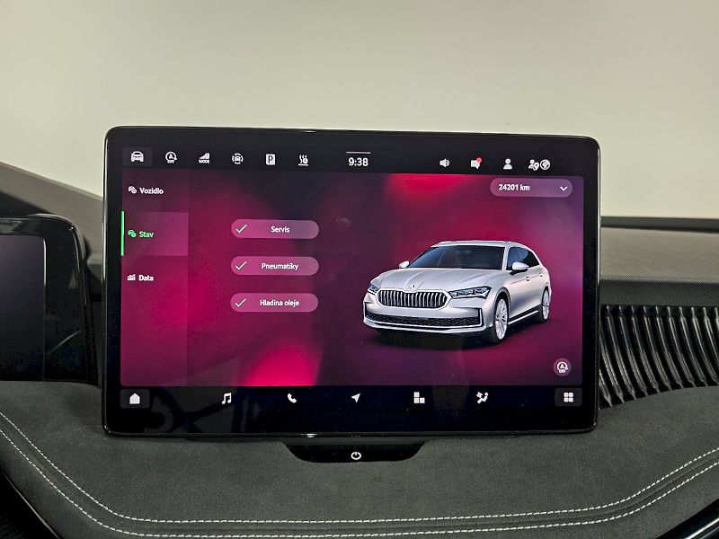 Škoda Superb (2025) 2.0TSi 195kW 4X4 SPORTLINE WEB - fotka 23 z 39