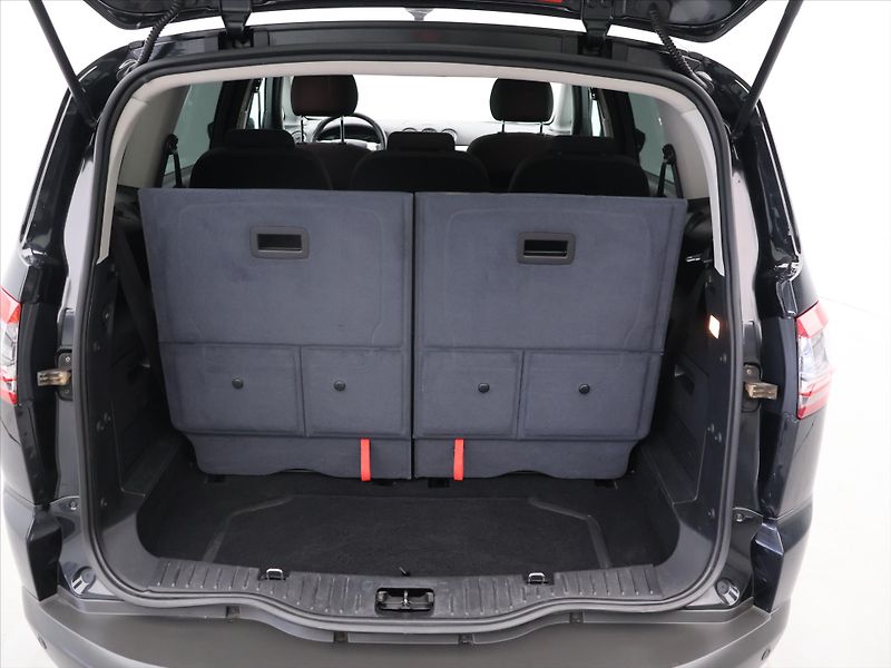 Ford S-MAX 2,0 TDCI 103kW Convers+ 7-Míst - fotka 10 z 32