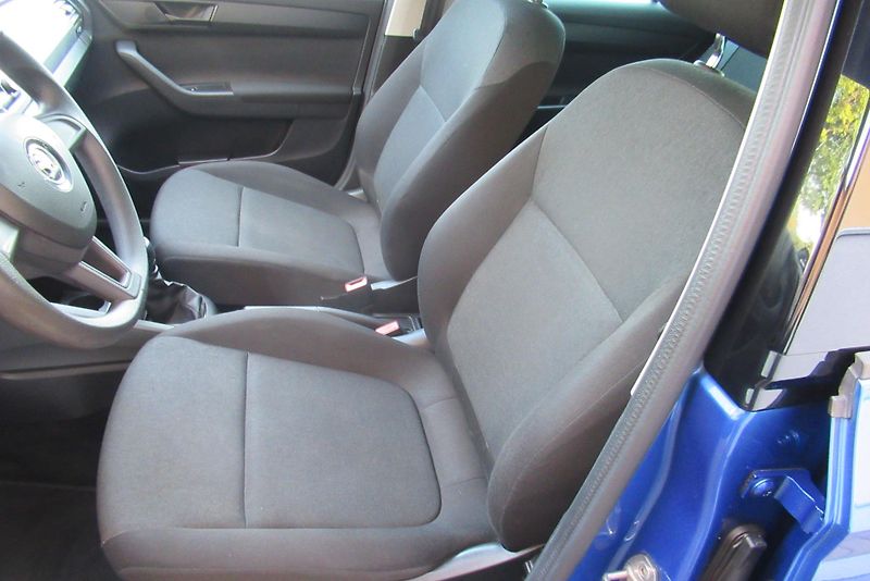 Škoda Fabia 1.0 MPi KLIMA SADA KOL - fotka 15 z 21