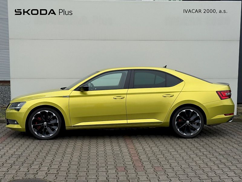 Škoda Superb (2019) 2.0 TSI  200 kW DSG 4x4 SportL - fotka 3 z 26