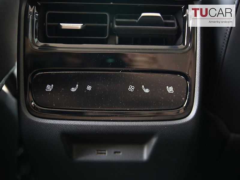 Chery TIGGO 9 PHEV (2026) Unique AWD - fotka 21 z 31