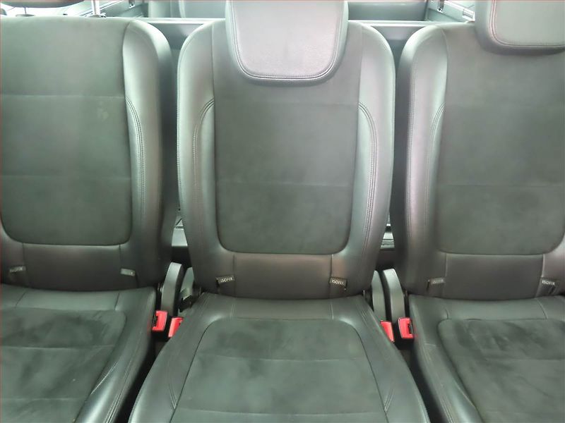 Volkswagen Sharan (2011) Highline 2.0 TDI, 4X4, 7 míst - fotka 10 z 18