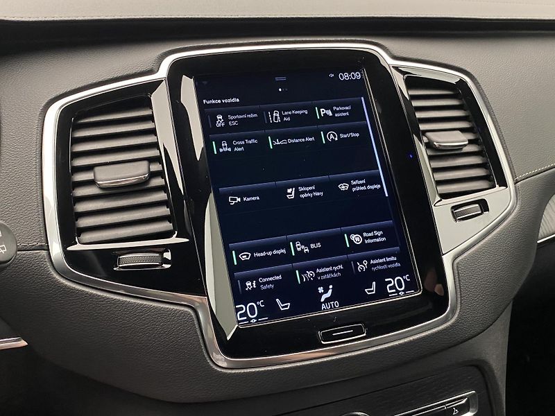 Volvo XC90 B5 AWD INSCRIPTION 7Míst - fotka 5 z 55