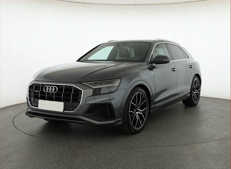Audi Q8 (2018) 50 TDI - fotka 2 z 20