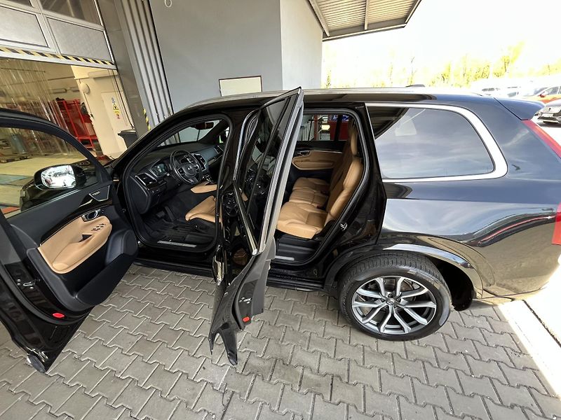 Volvo XC90 D5 AWD VENT // REZERVACE - fotka 9 z 58