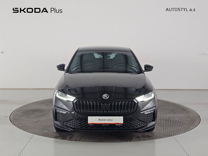 Škoda Scala (2025) 1.5TSi 110kW DSG MONTE CARLO T - fotka 4 z 35