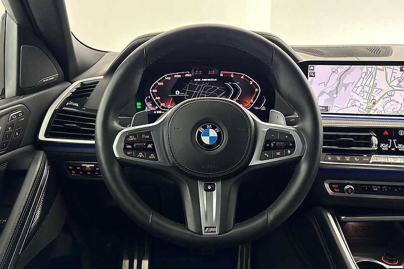 BMW X6 M50d - fotka 22 z 27