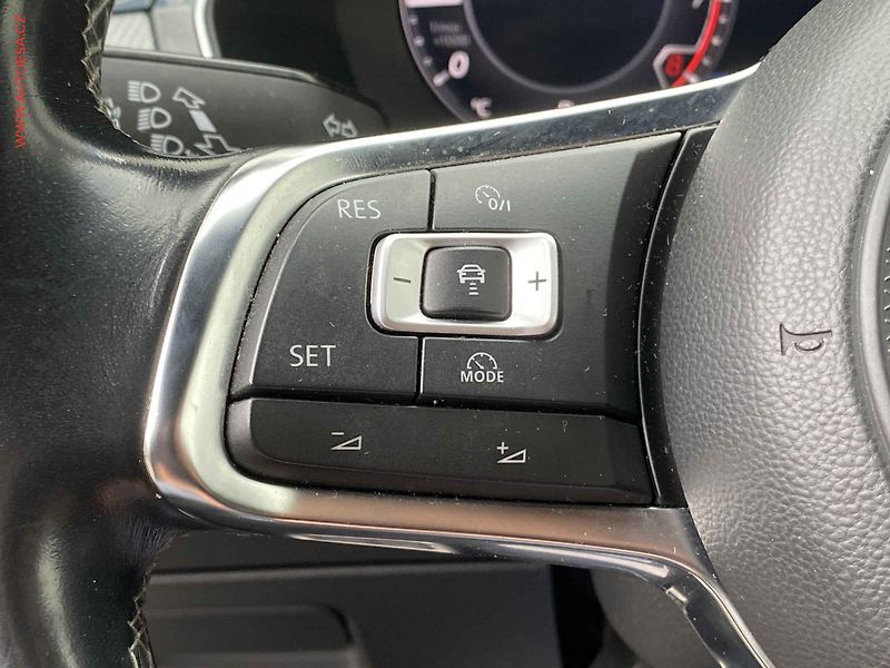 Volkswagen Arteon (2018) 2.0 TSi, ČR, DSG, LED, TZ - fotka 13 z 18