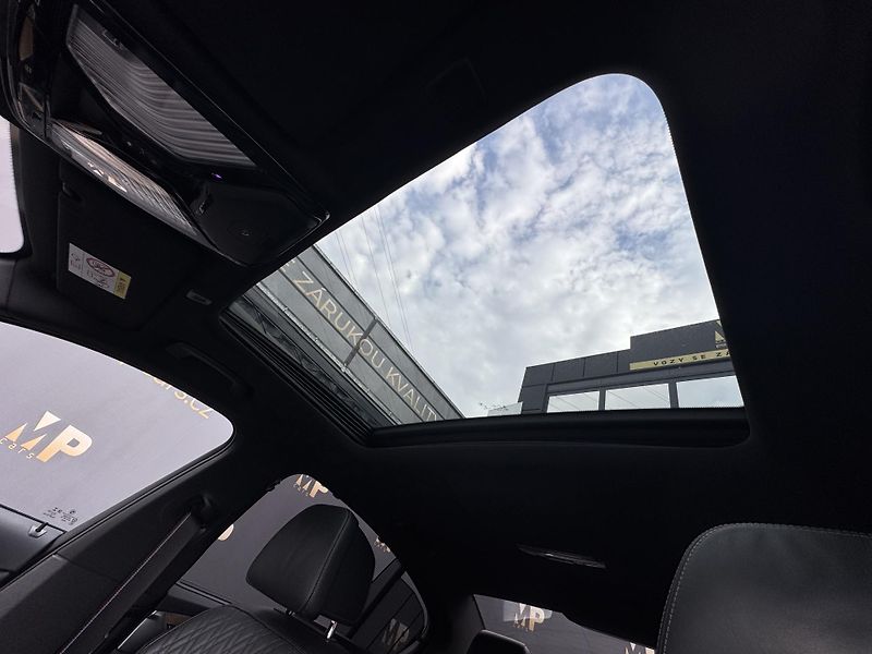 BMW Řada 5 (2021) M550i xDrive Laser, DPH, 1.Maj - fotka 52 z 59