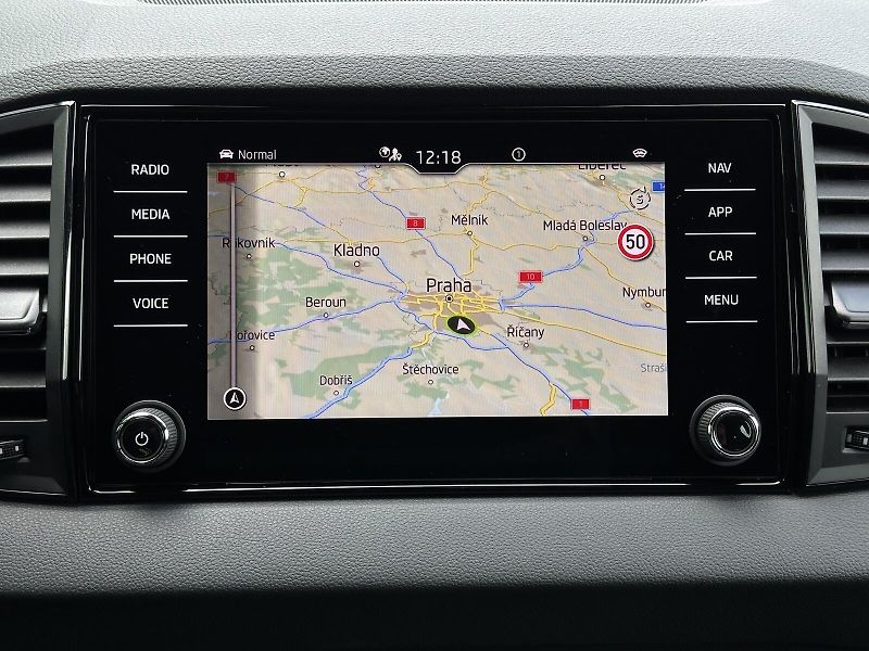 Škoda Karoq 2.0TDi 4x4 DSG 150PS Sportline - fotka 34 z 47