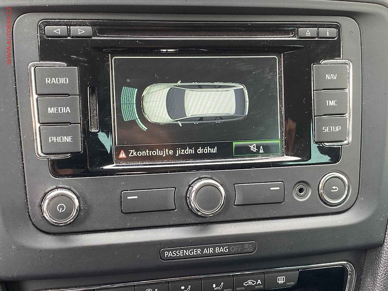 Škoda Superb (2014) 2.0 TDi, ČR, Ambition, bixen - fotka 19 z 20