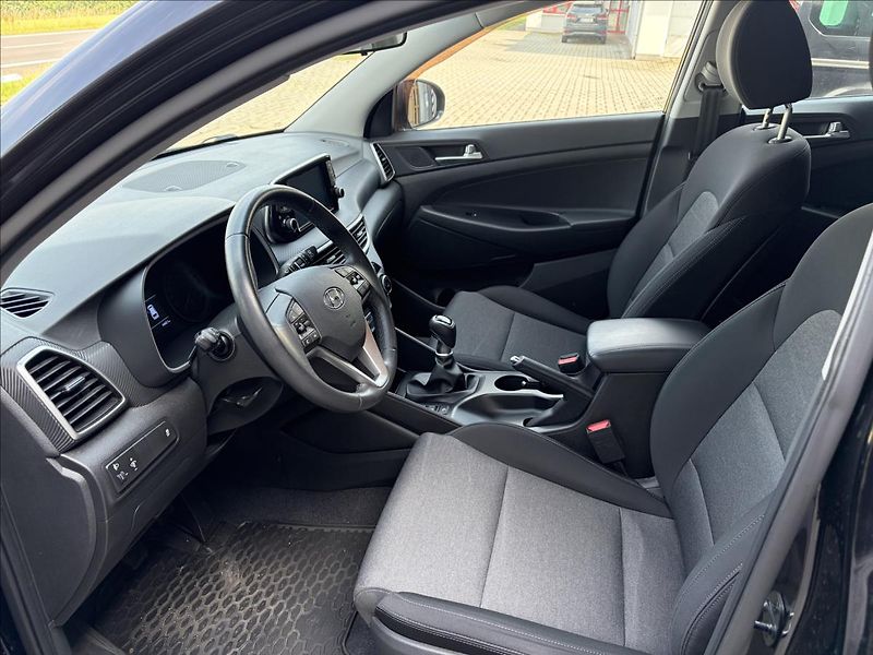 Hyundai Tucson 1,6 GDI Trikolor - fotka 8 z 17