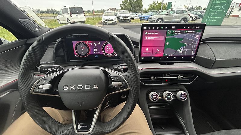 Škoda Kodiaq 2.0 TDI 142kW 4x4 Sportline  - fotka 12 z 16