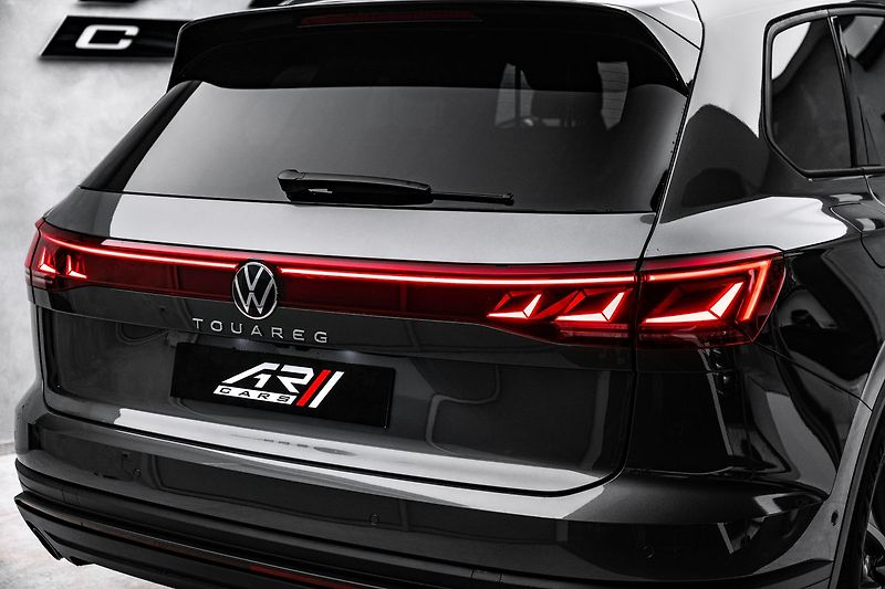 Volkswagen Touareg V6 3,0TDI Vzduch LED Tažné - fotka 9 z 18