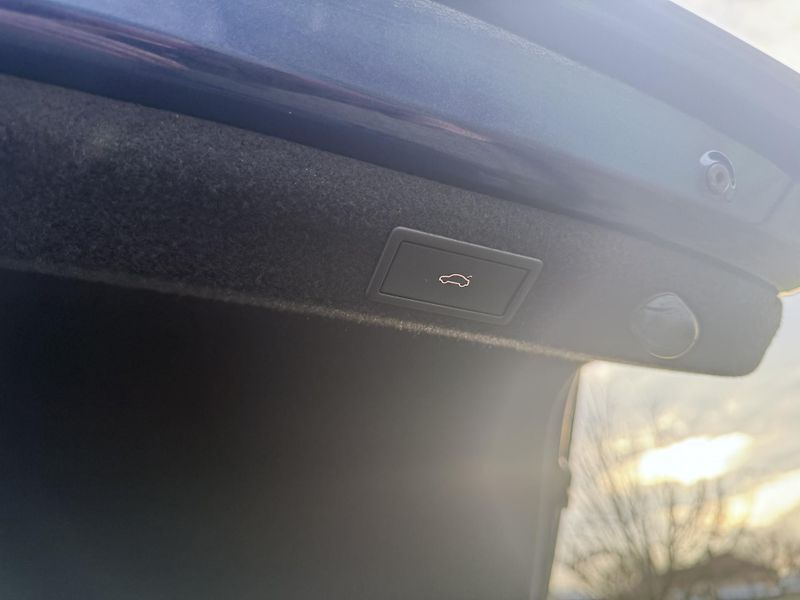Škoda Superb (2023) 2,0tdi 147kw L&K 4x4 DSG - fotka 17 z 80