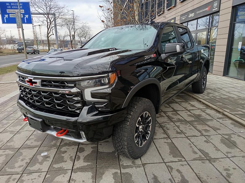 Chevrolet Silverado (2025) ZR2, rezervováno - fotka 8 z 29